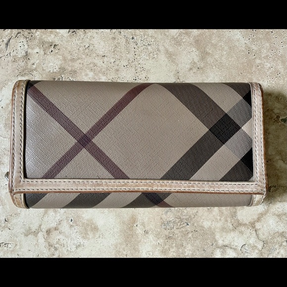 Burberry wallet - Picture 2 of 3